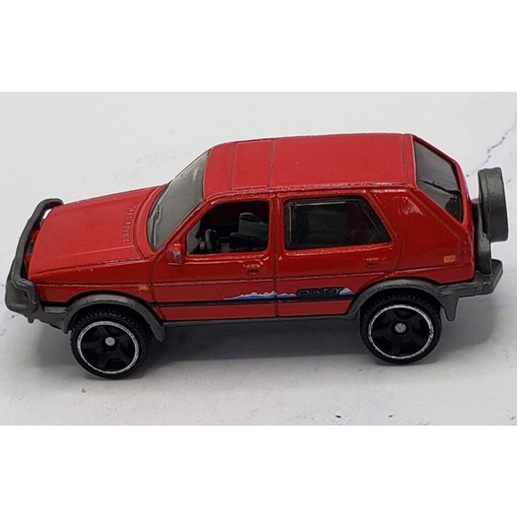 2018 Matchbox #99 MBX Road Trip '90 Volkswagen Golf Country Red - Picture 3 of 8